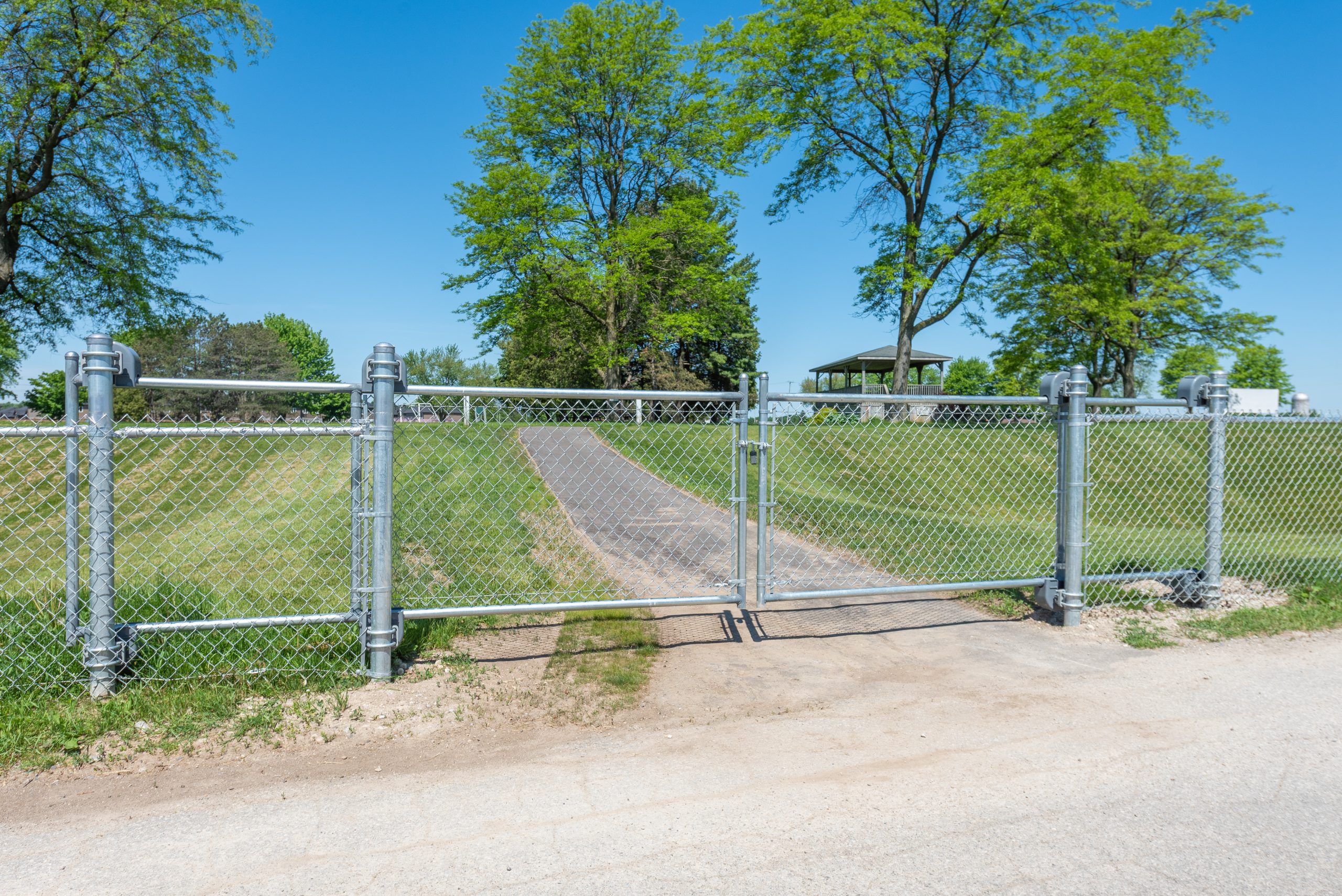 Galvanized chainlink fence gate