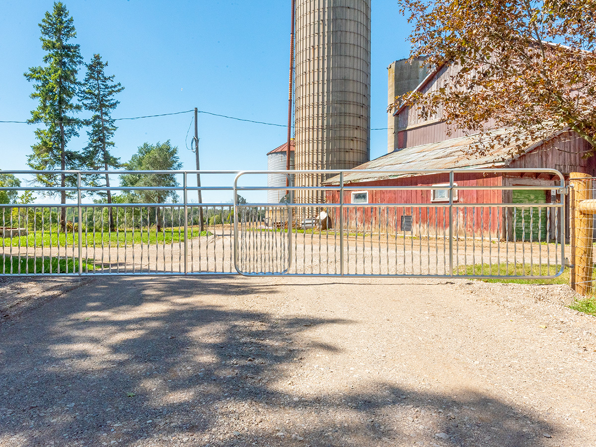 Farm Fence Gates - In-Line Fence